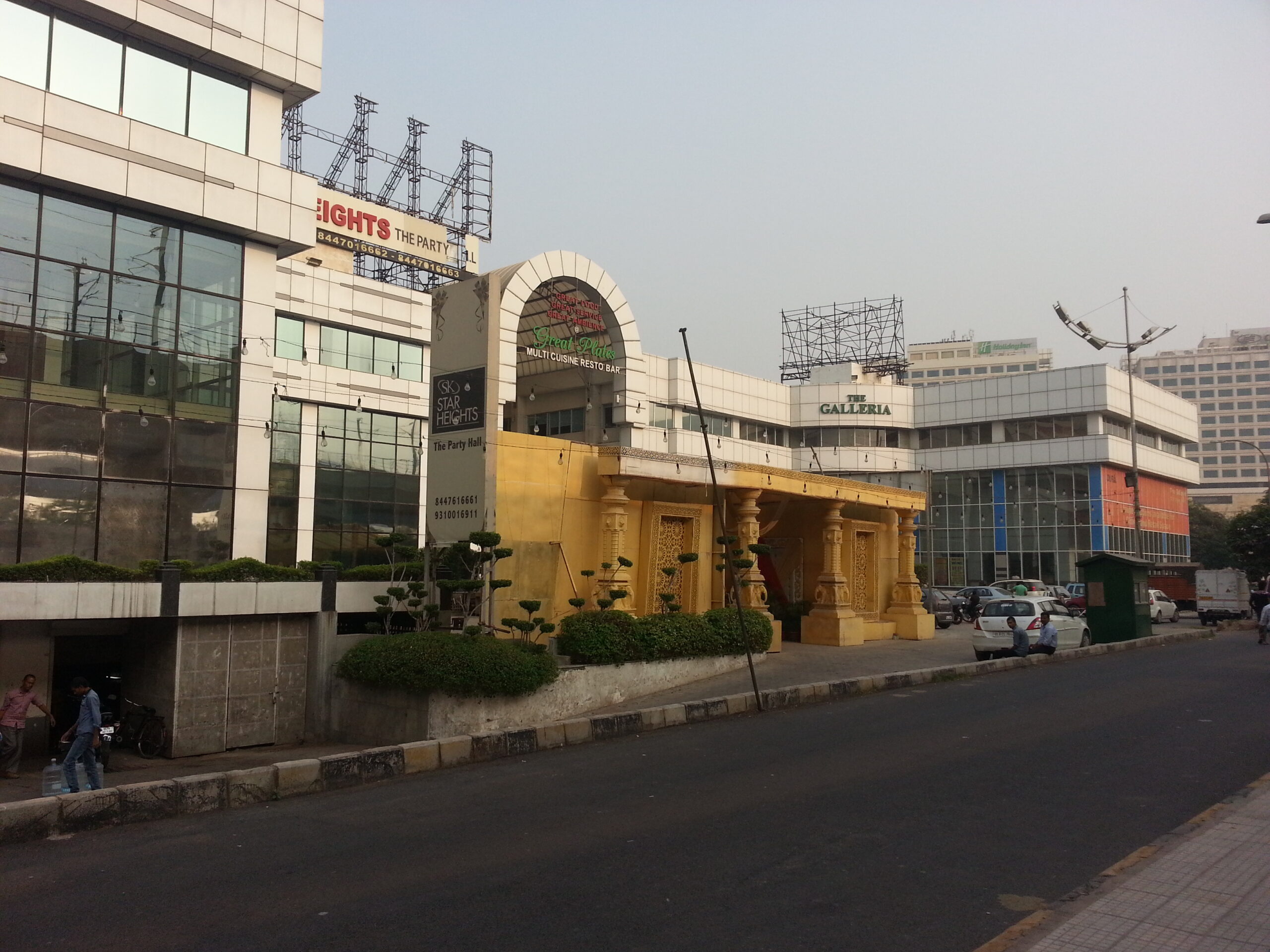 Star city Mall and DLF galleria, Mayur Vihar